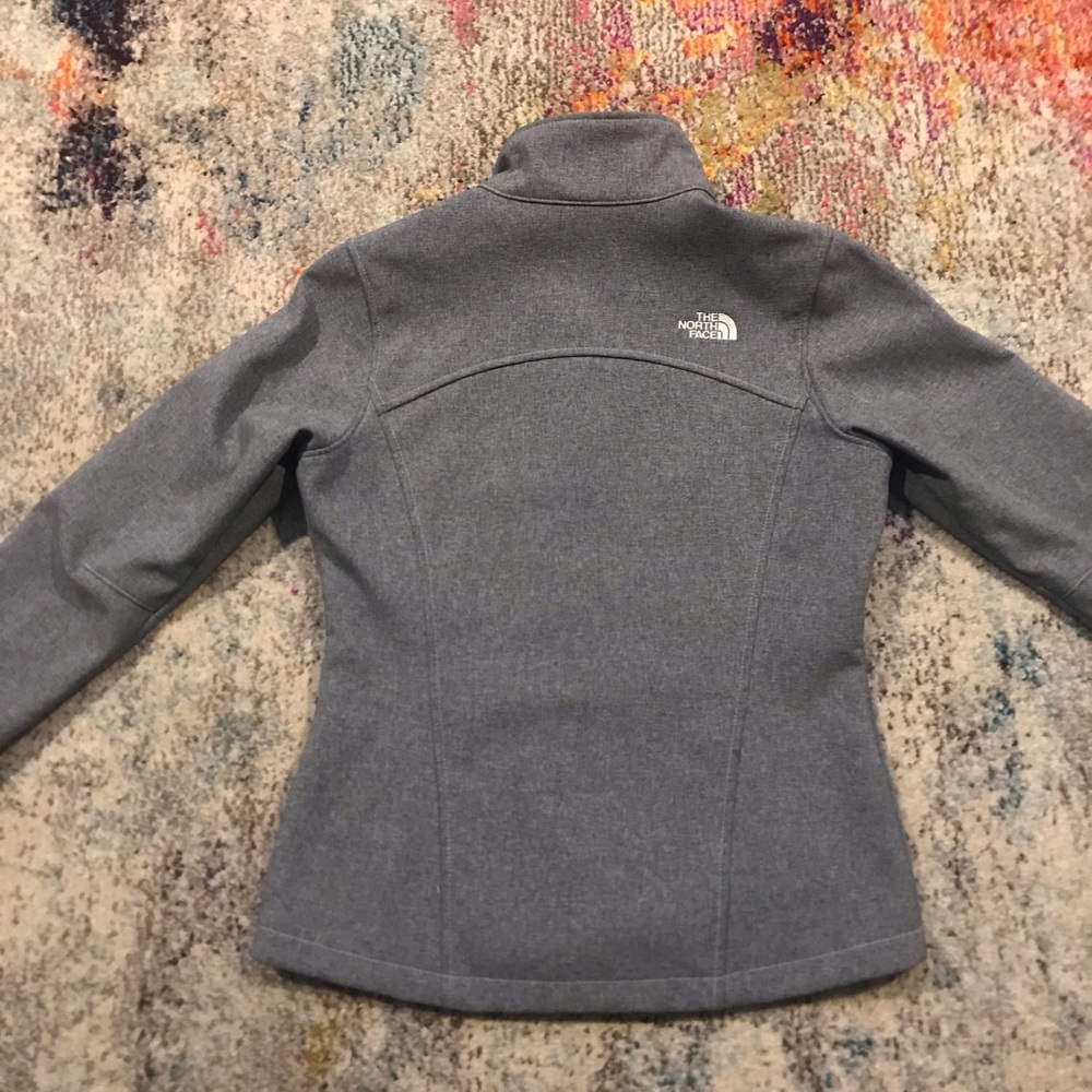 Notthface Apex Softshell Jacket - Picture 6 of 6
